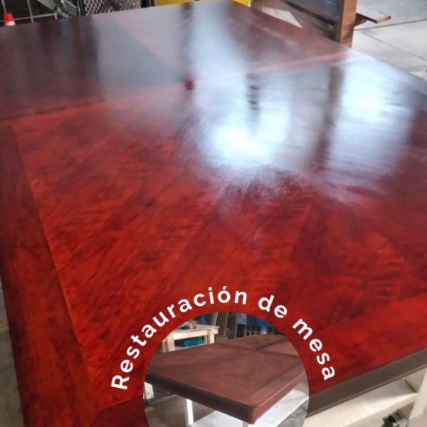 Restauración de mesa de madera.